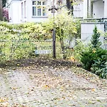 Fewo Rueckenwind, Direkt Am Kurpark